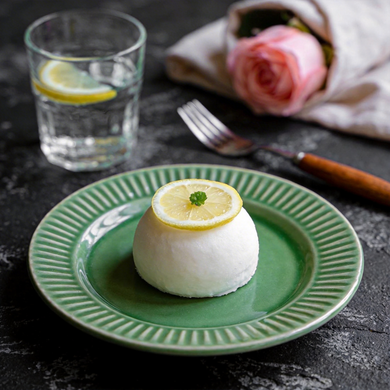 柠檬慕斯甜点图片