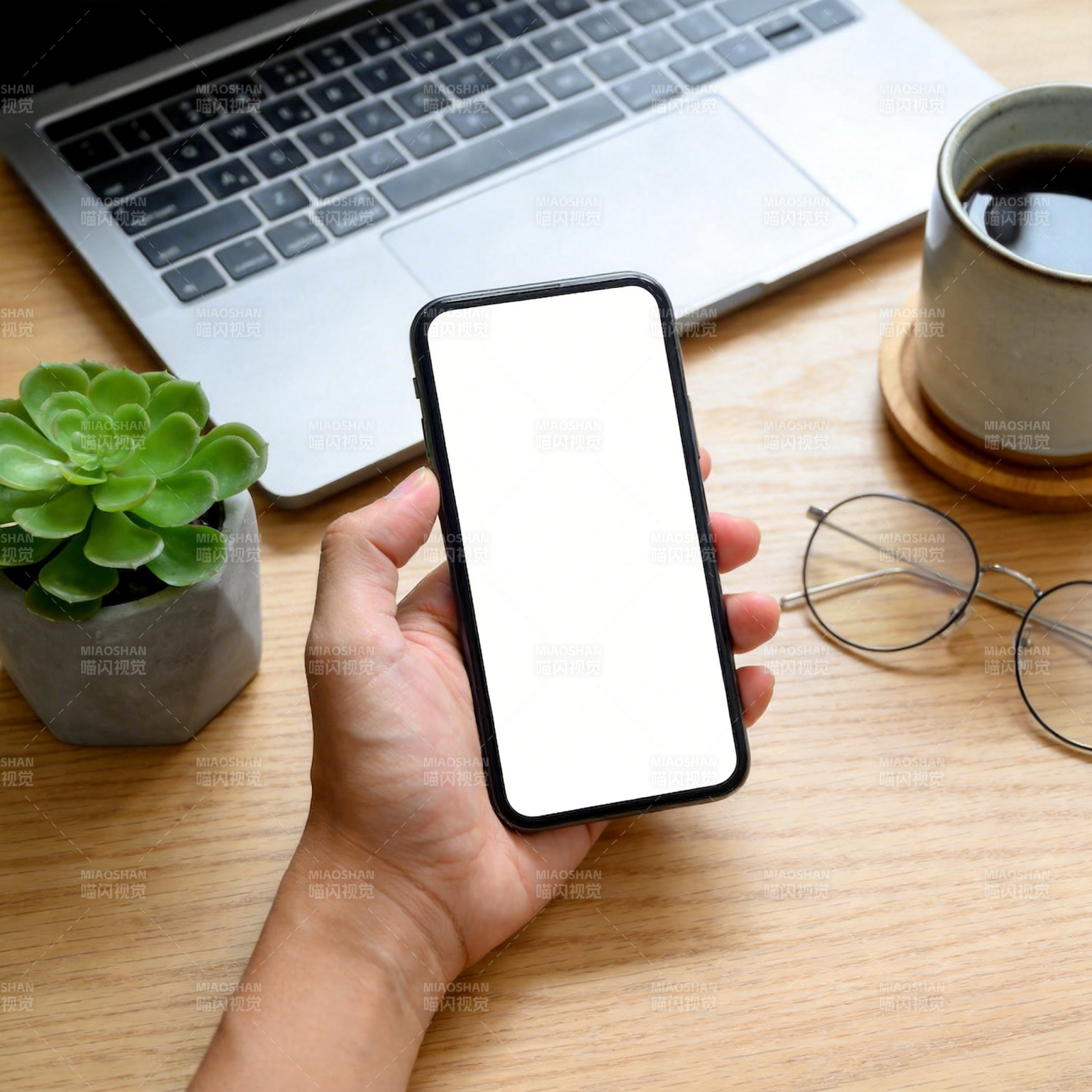 手机屏幕展示图片