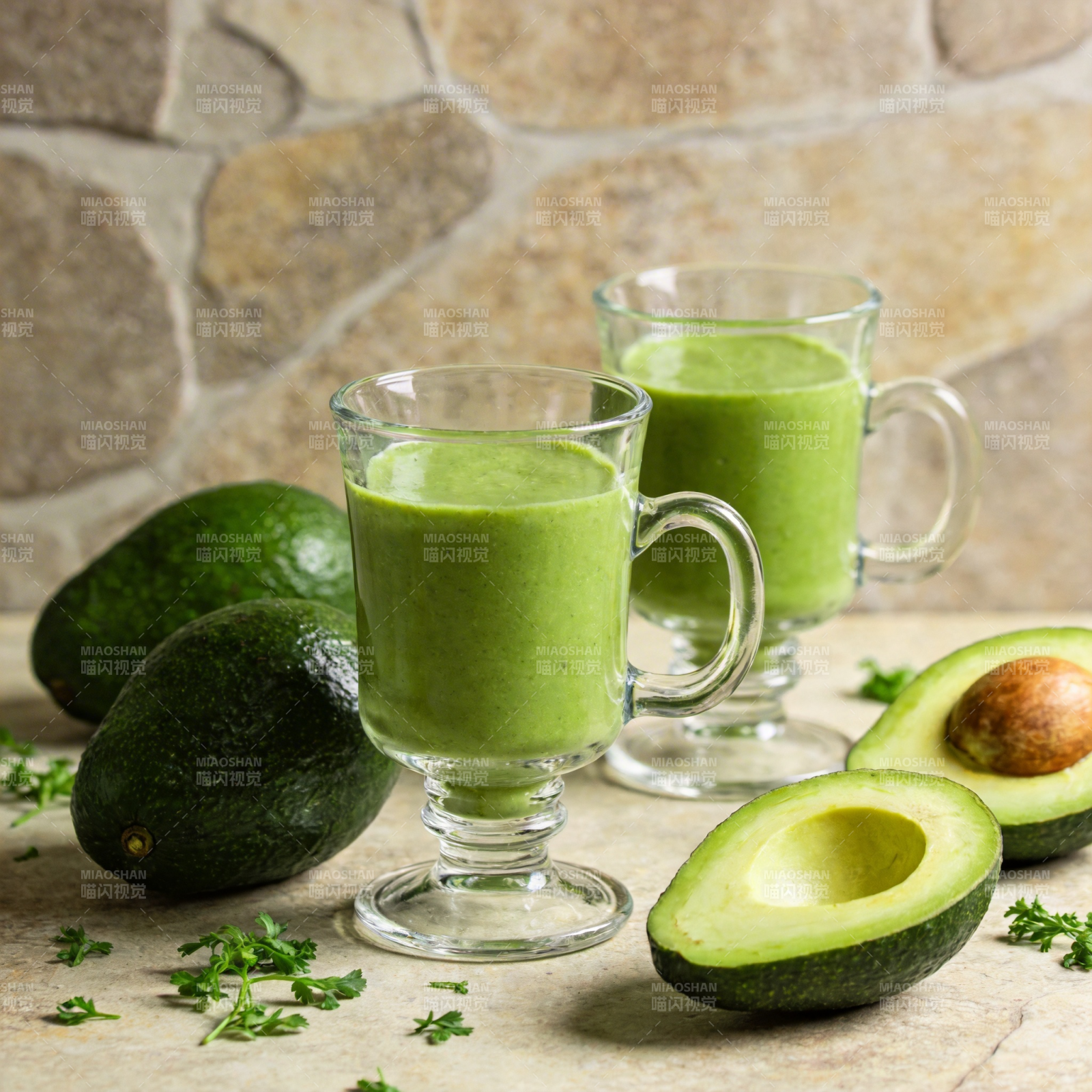 牛油果绿饮图片