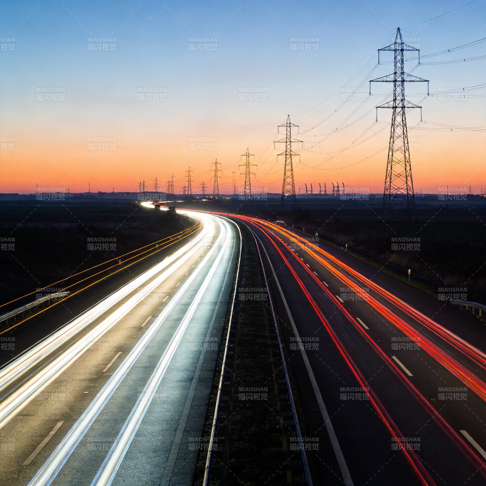 高速夜景光影图片