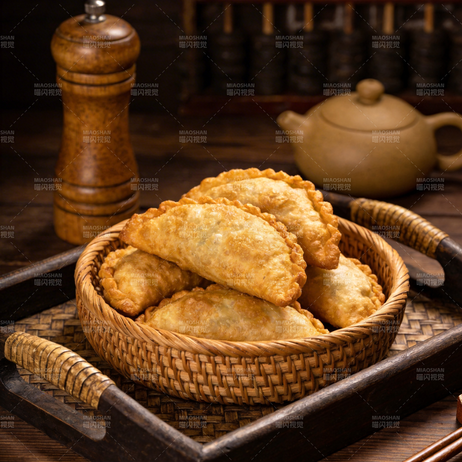 金黄酥脆煎饺图片