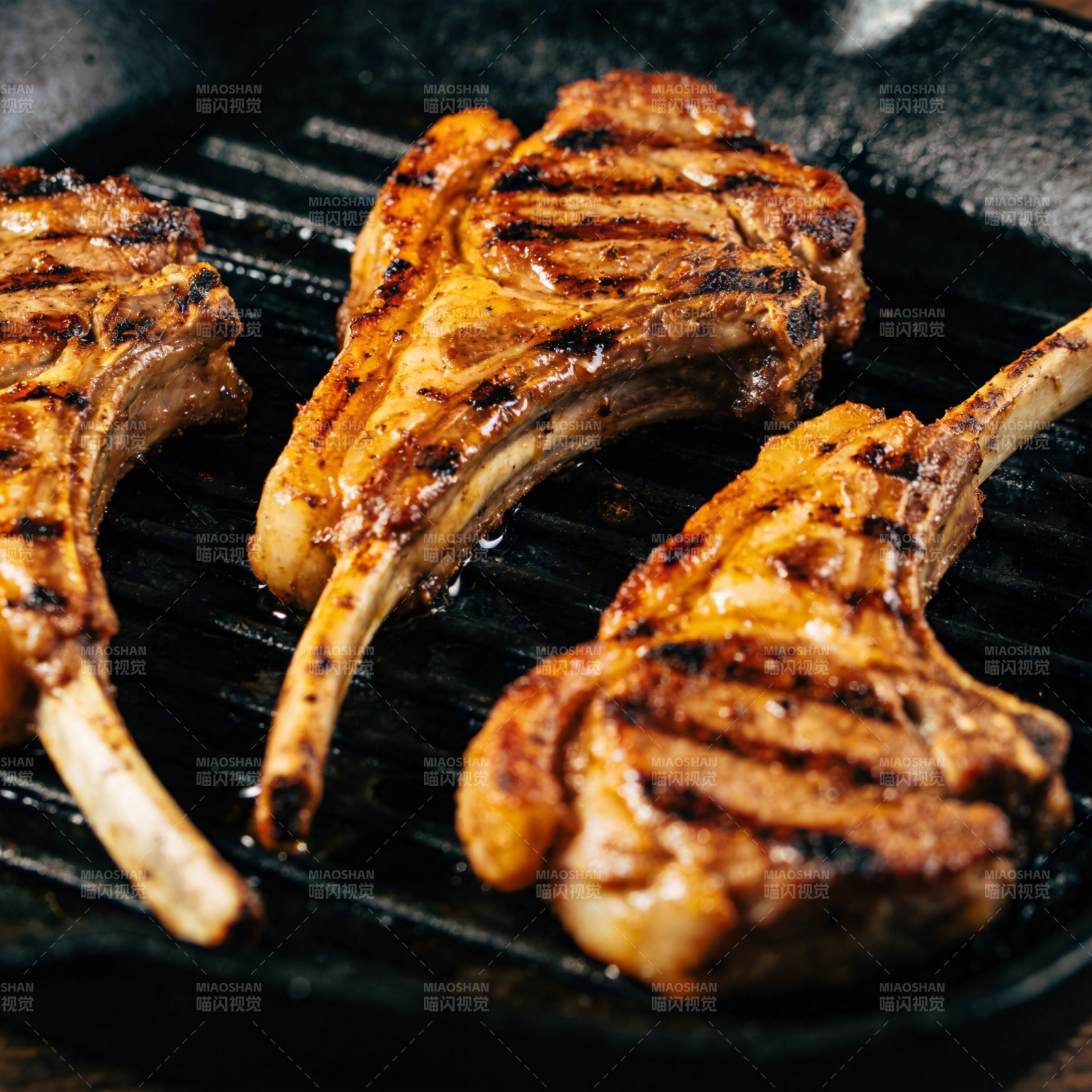 烤羊排 香嫩多汁图片