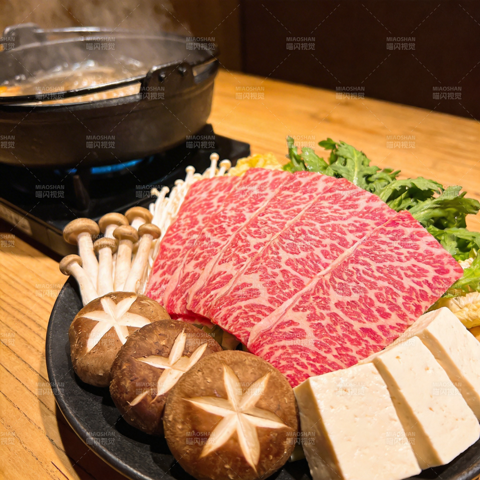 和牛火锅食材拼盘图片