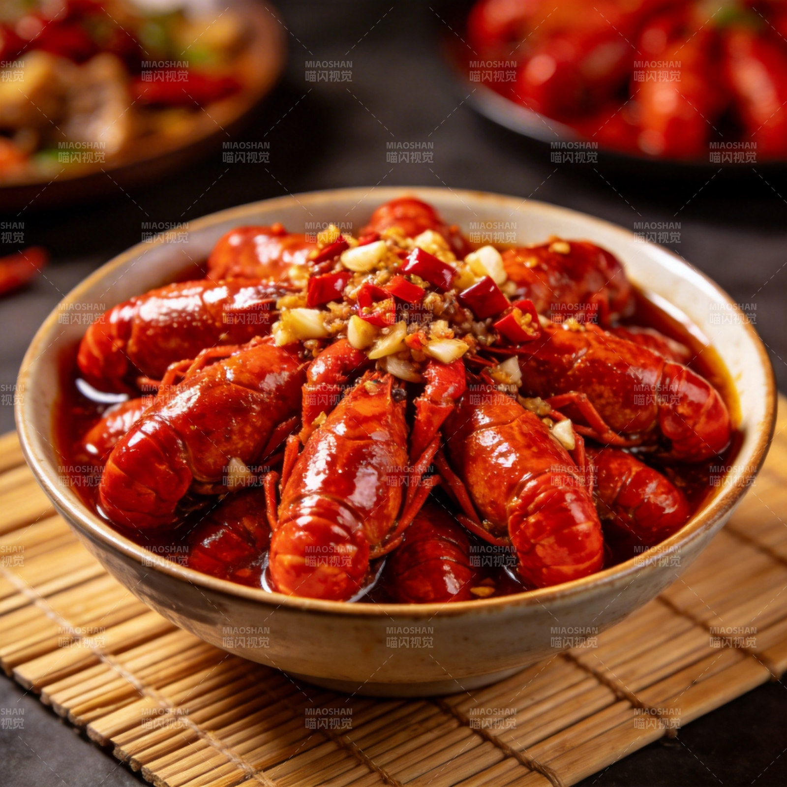 麻辣小龙虾图片
