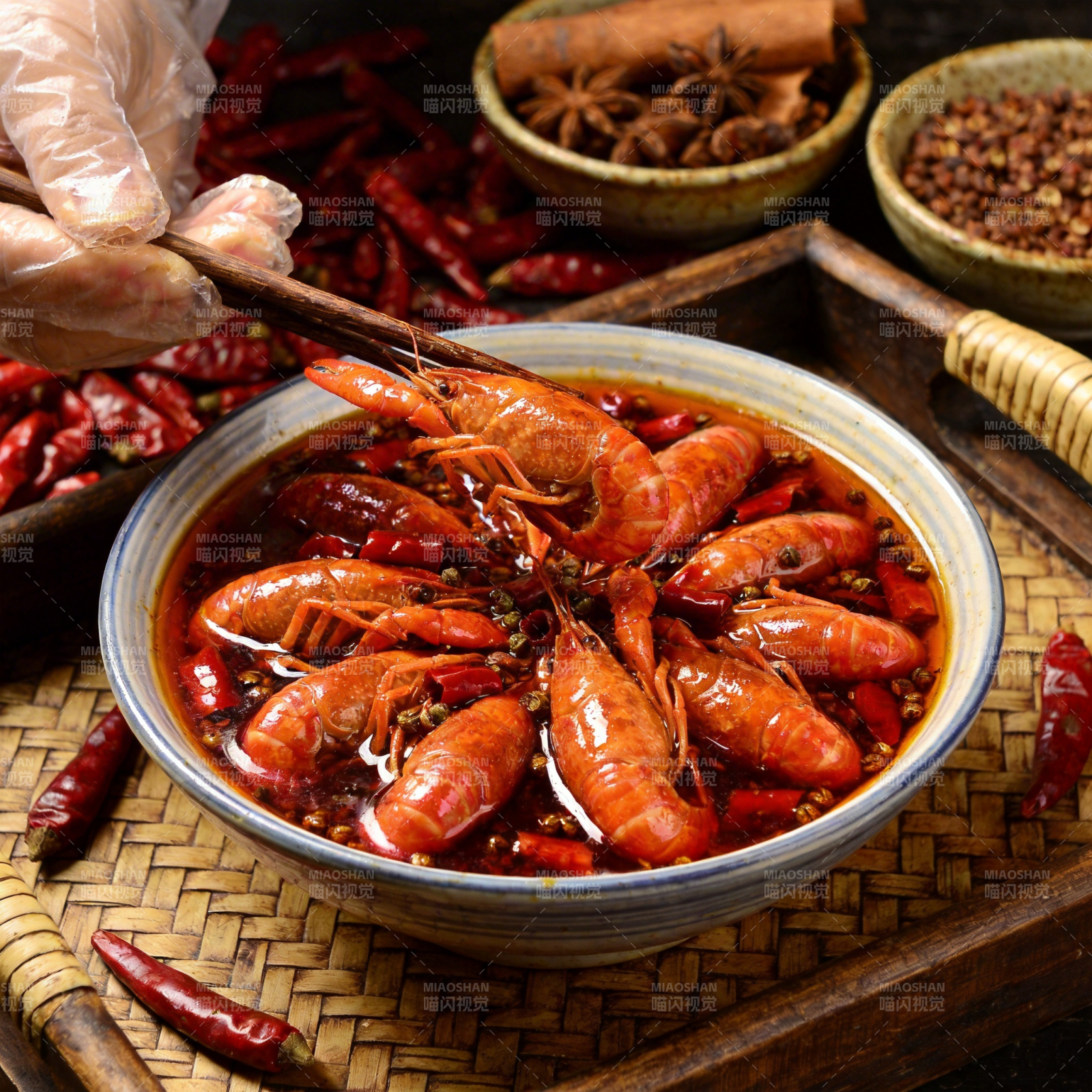 麻辣小龙虾图片