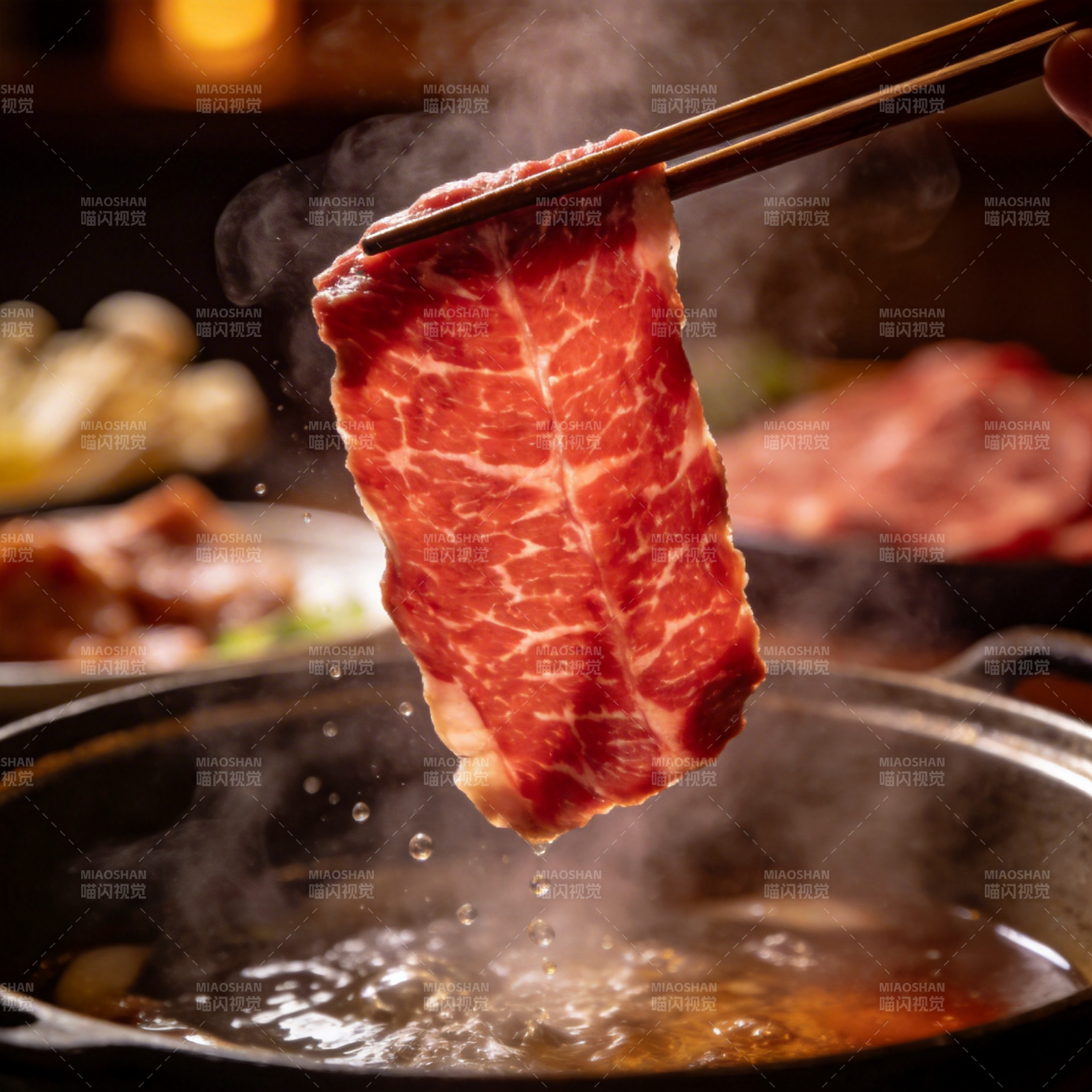 热锅涮牛肉图片