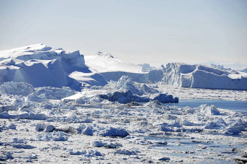 冰川雪原风光图片