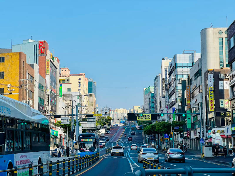 城市街道风光图片