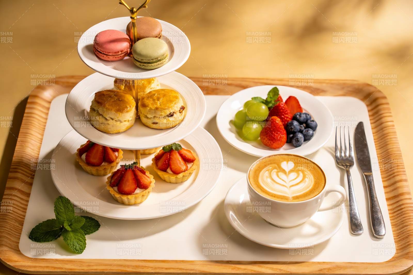 精致下午茶甜点与咖啡图片