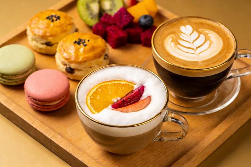 精致下午茶咖啡与甜点图片