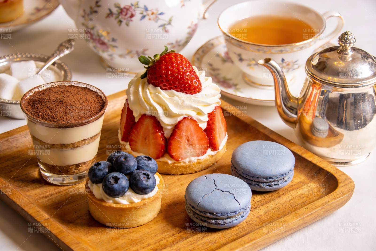 精致下午茶甜点摆盘图片