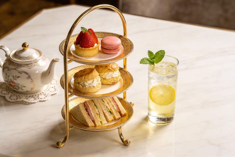 精致下午茶三层架摆盘图片