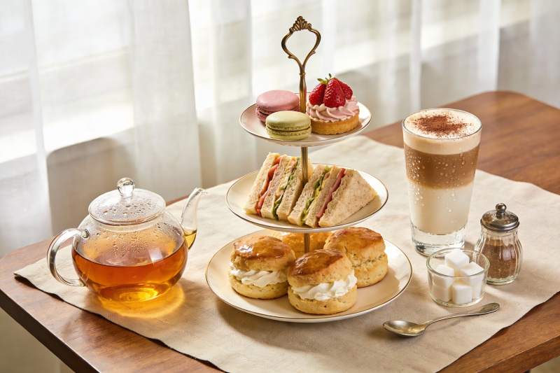 精致下午茶点心与饮品图片