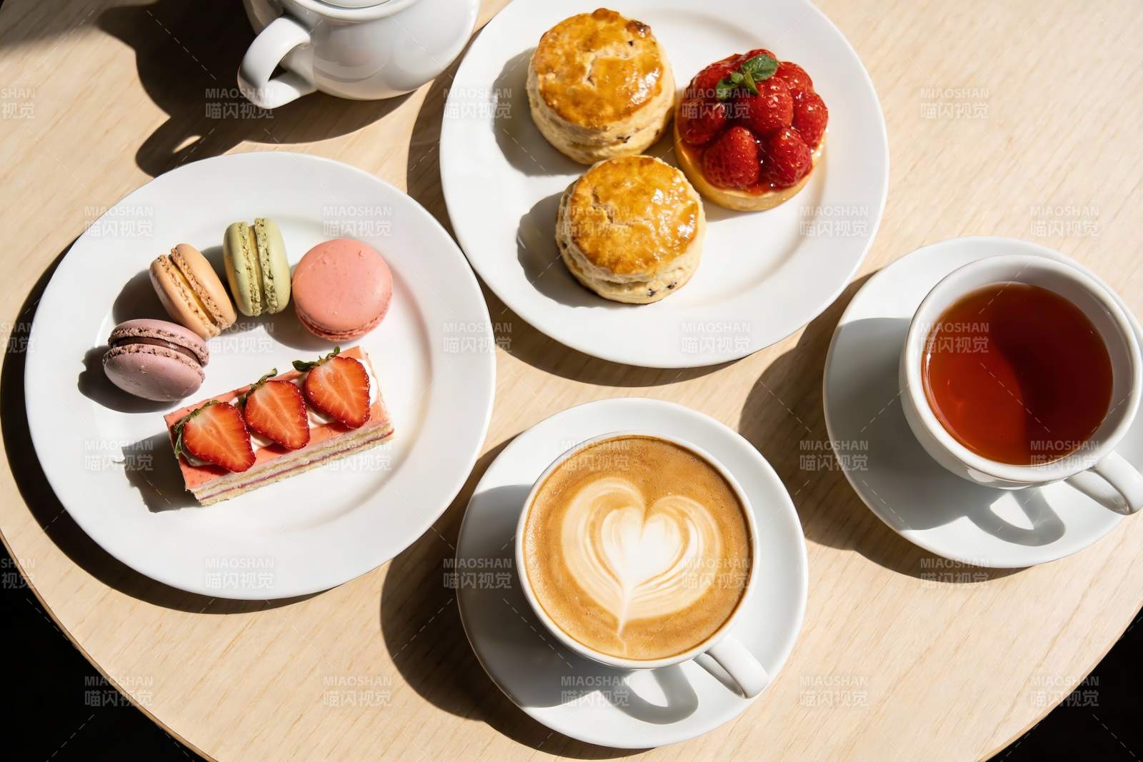 下午茶甜点与饮品图片