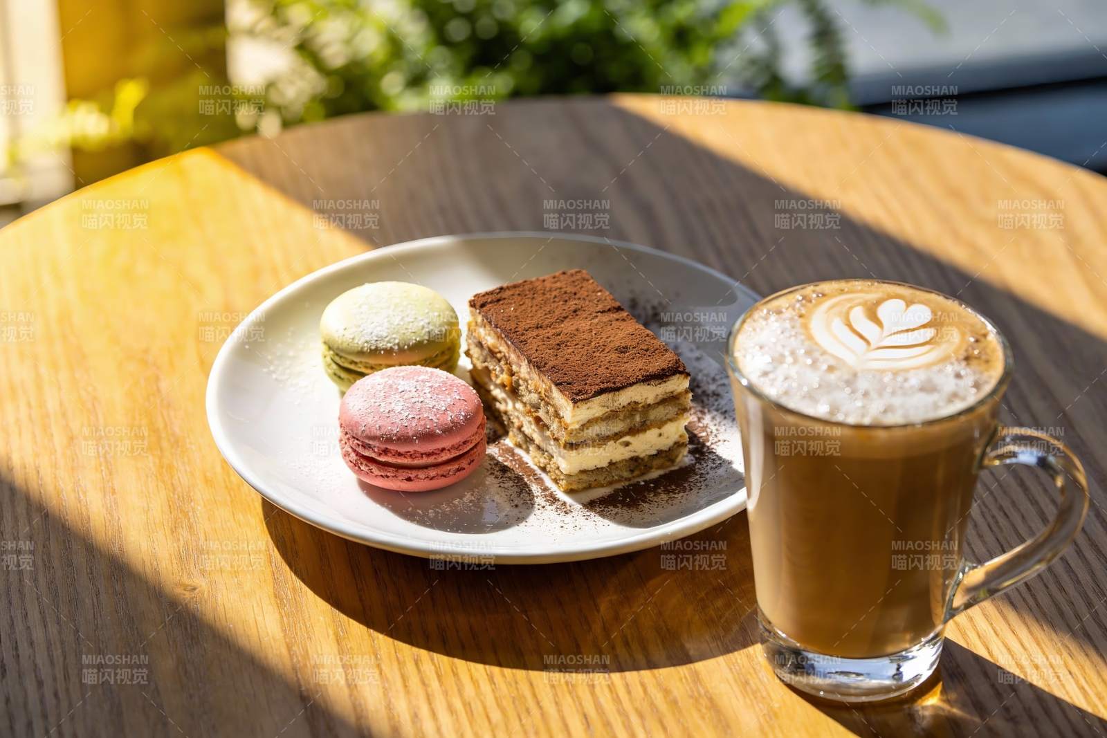 咖啡甜点诱人摆盘图片