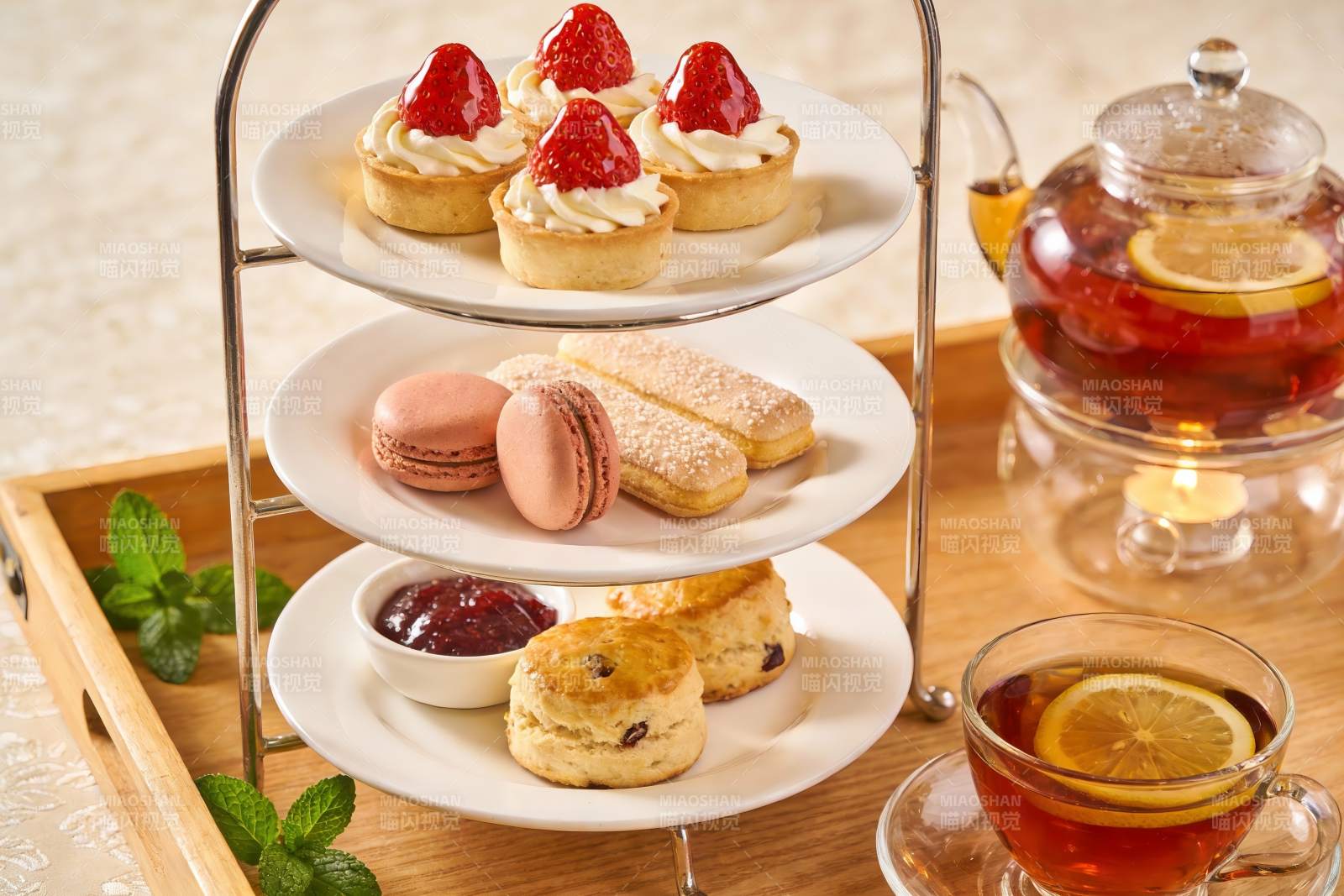 三层点心架配下午茶图片