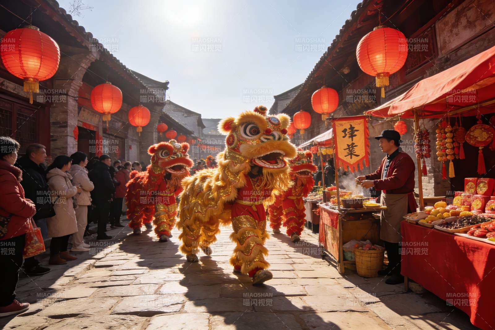 古街舞狮热闹非凡图片