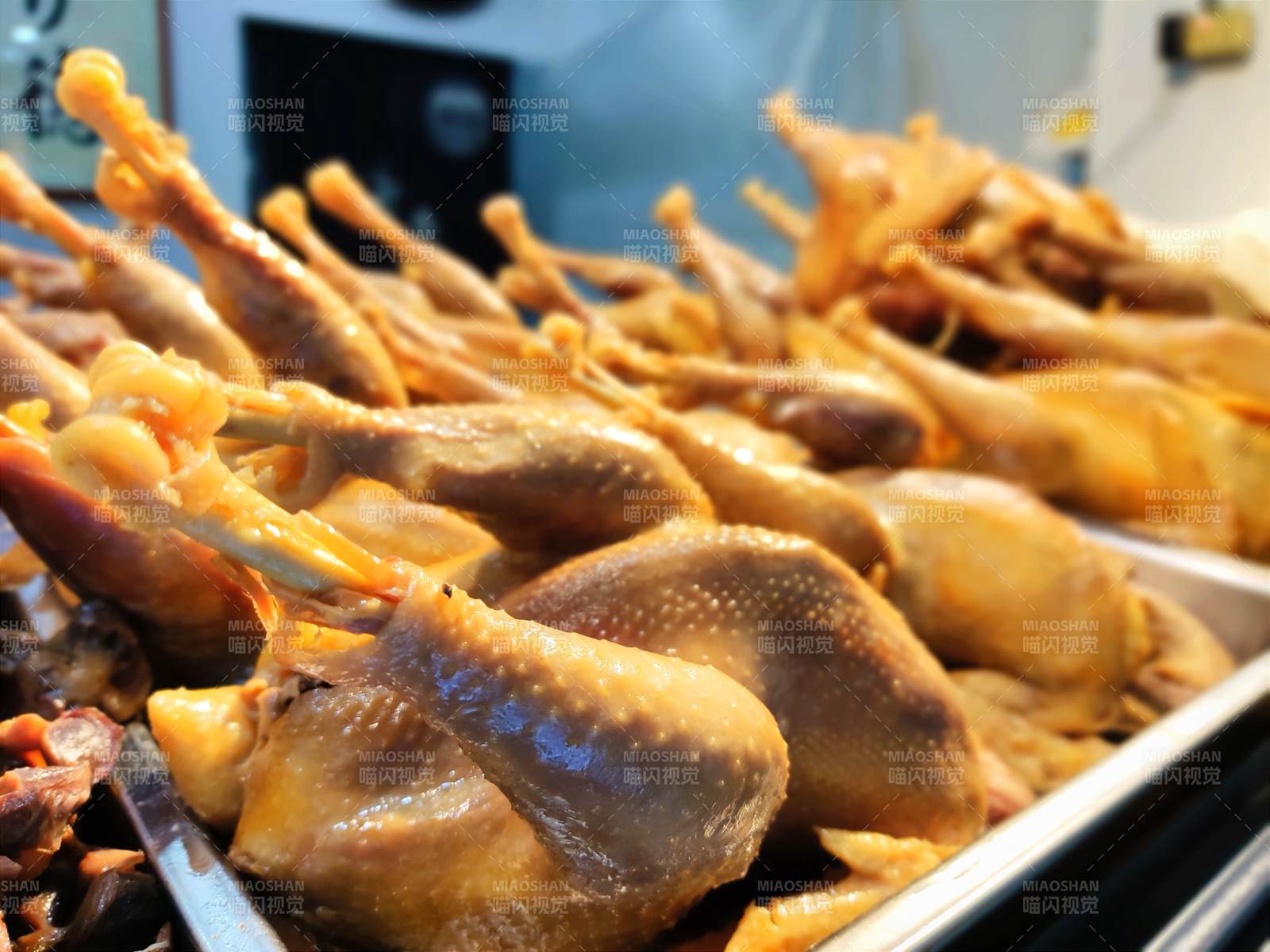 烤鸭整齐排列图片