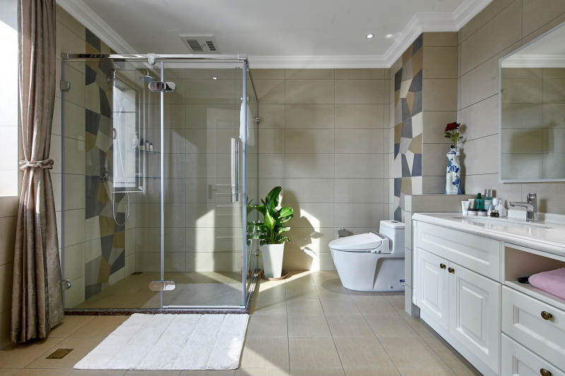 现代简约浴室设计图片