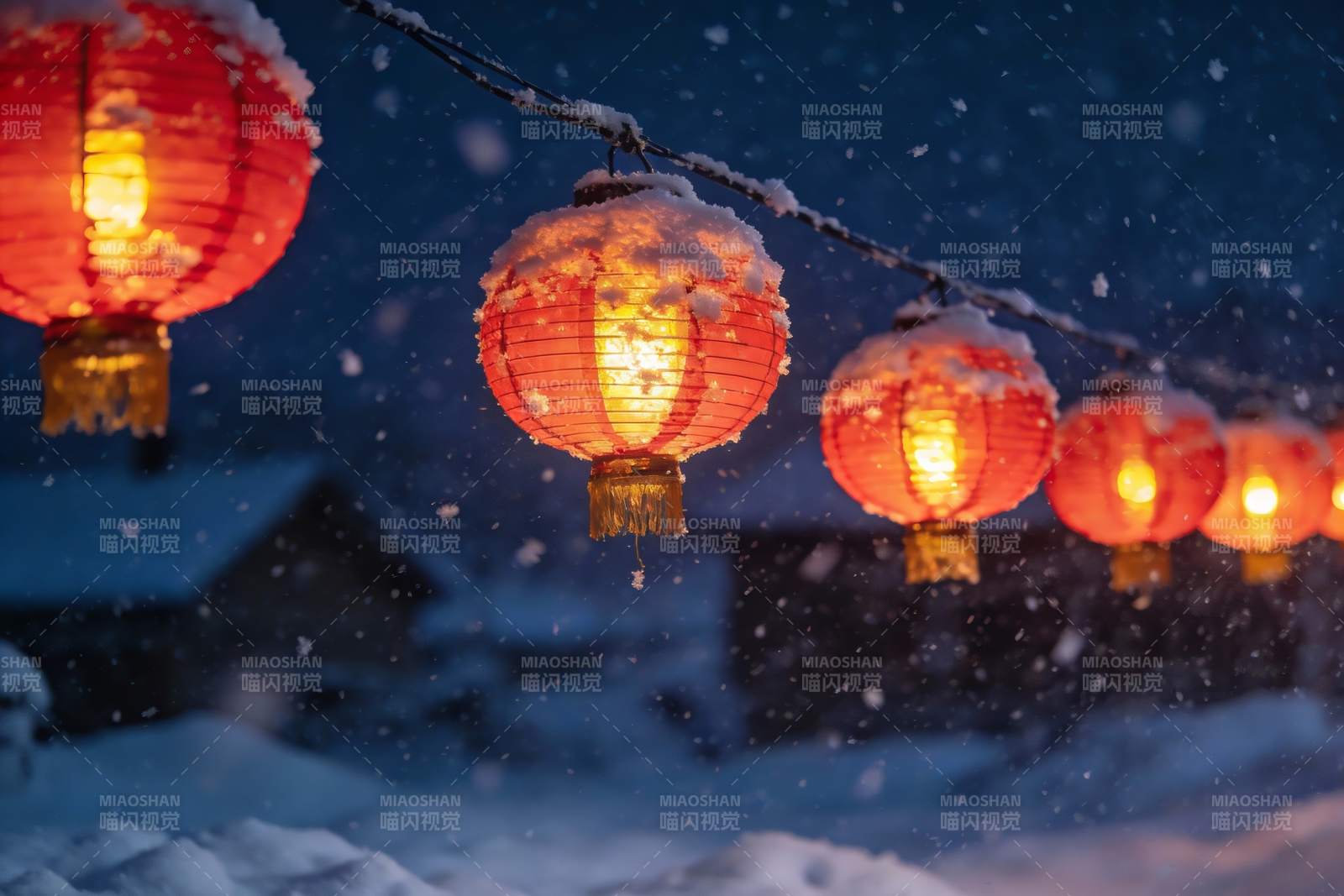 雪夜红灯笼图片