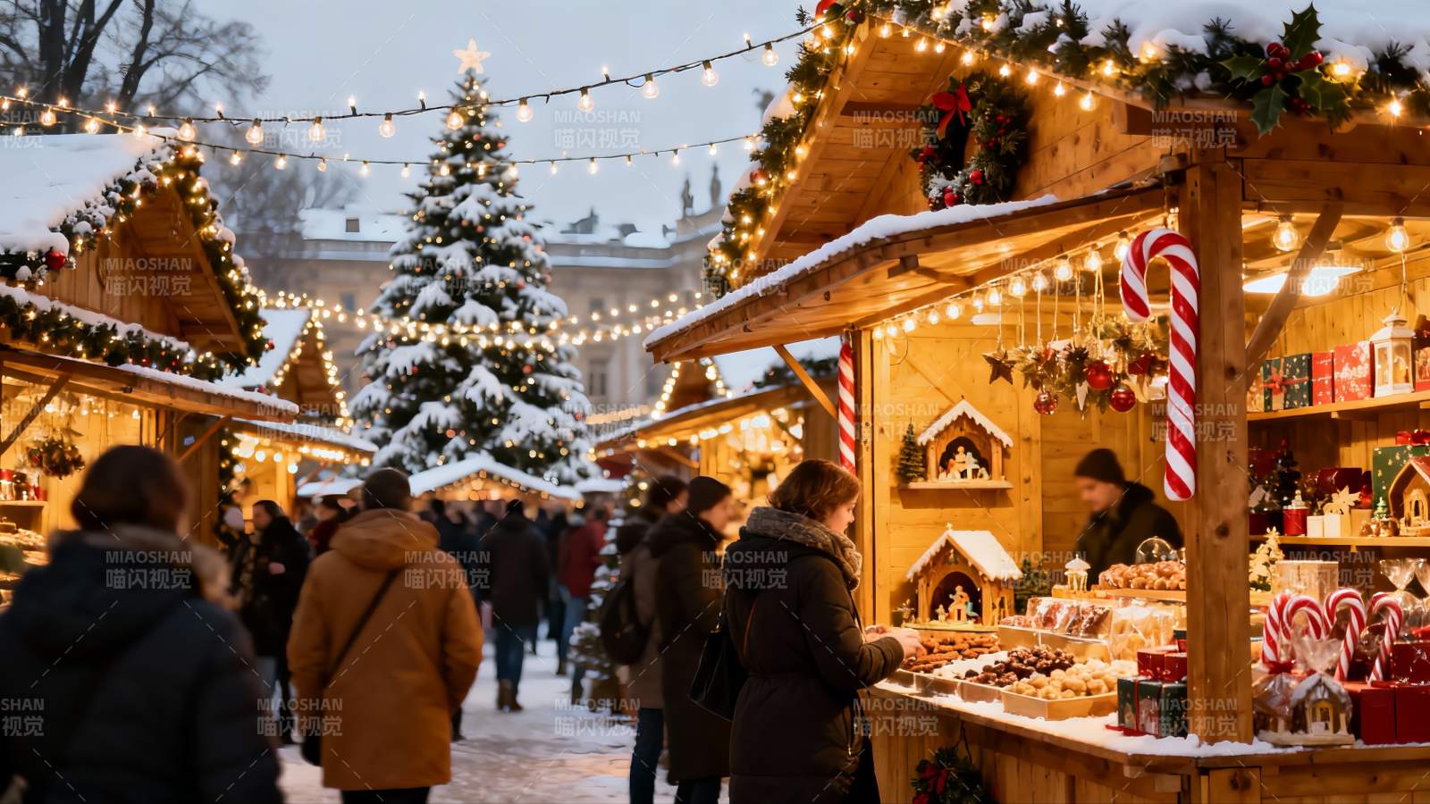 雪夜圣诞集市灯火辉煌图片