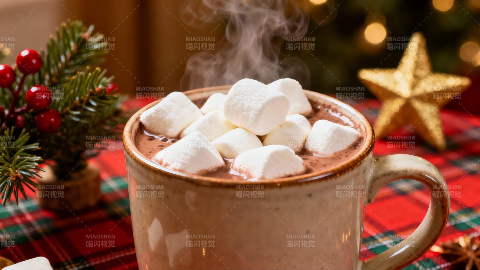 热巧克力配棉花糖节日氛围图片