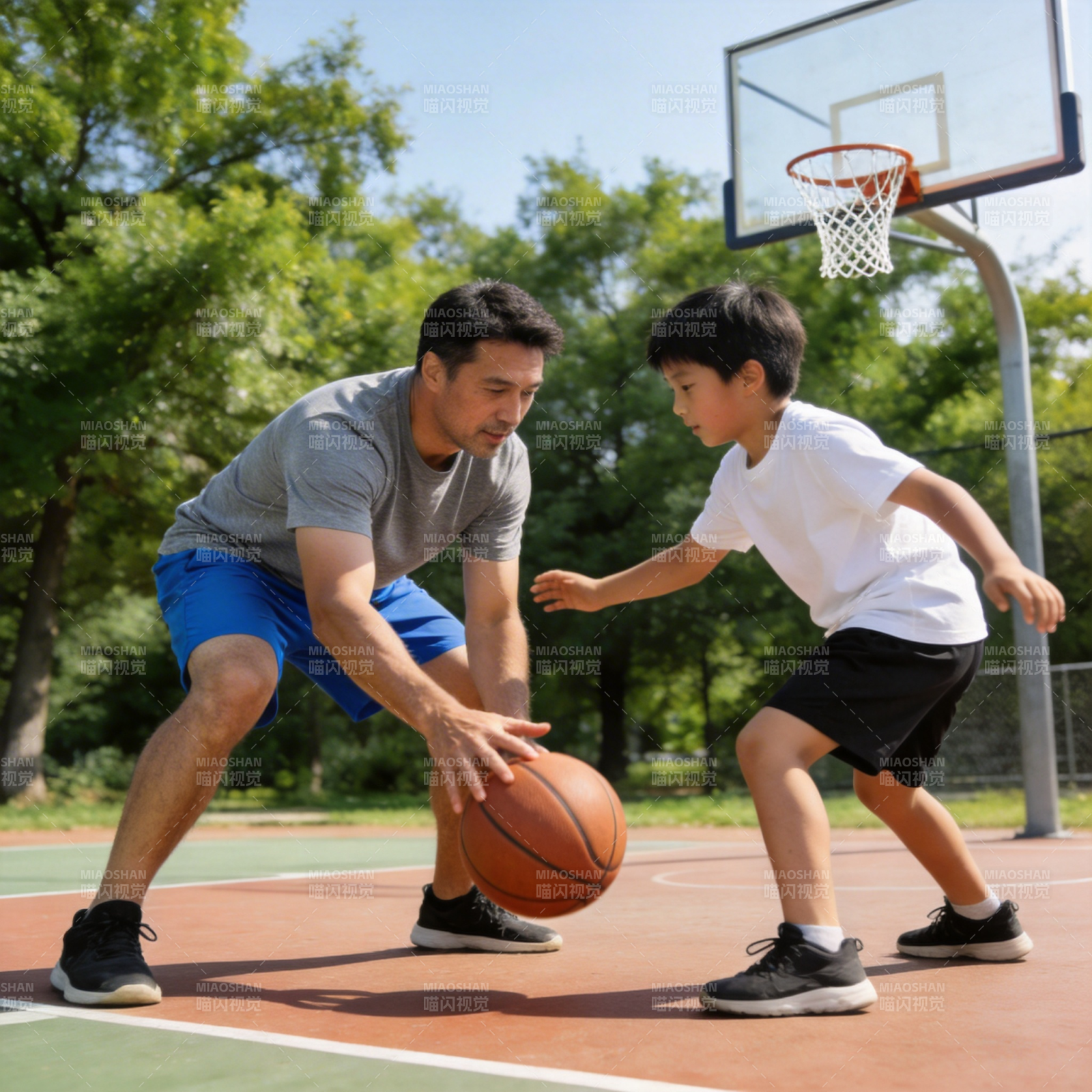 父子篮球对决图片
