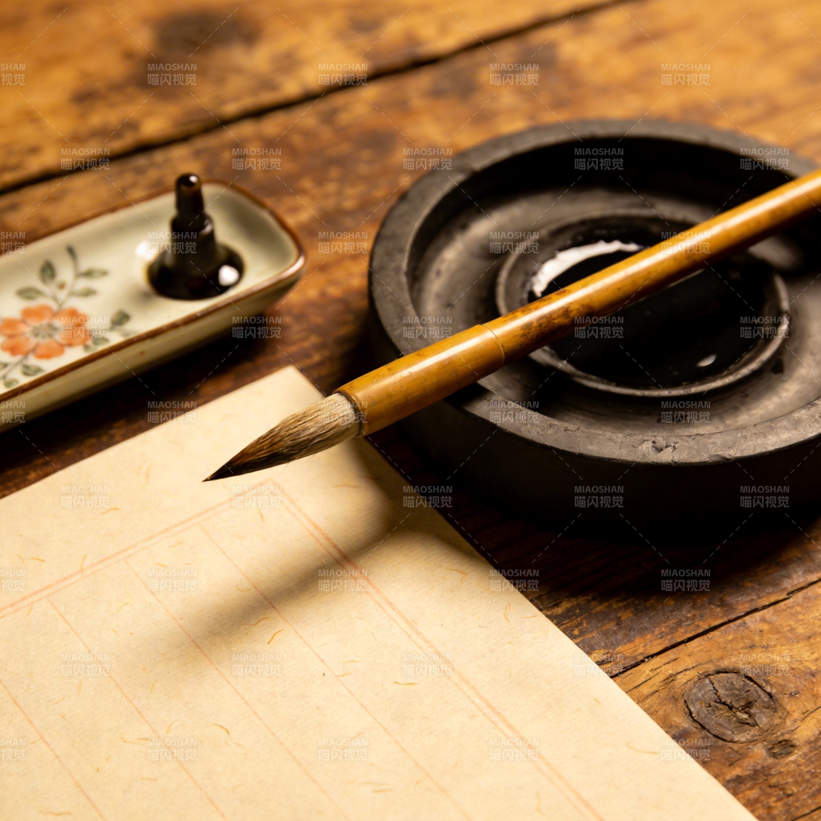笔墨纸砚静谧时光图片