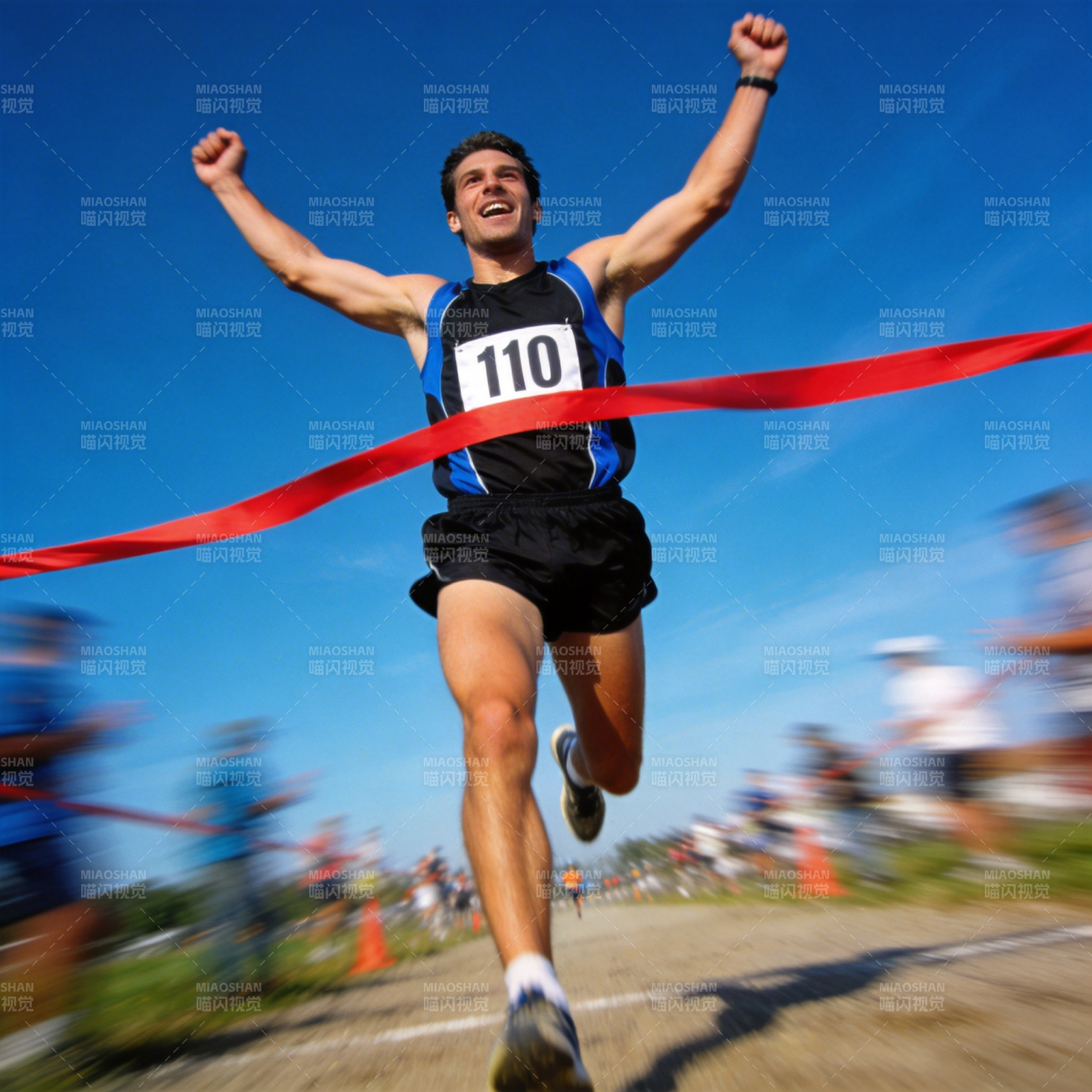 冲刺夺冠瞬间图片