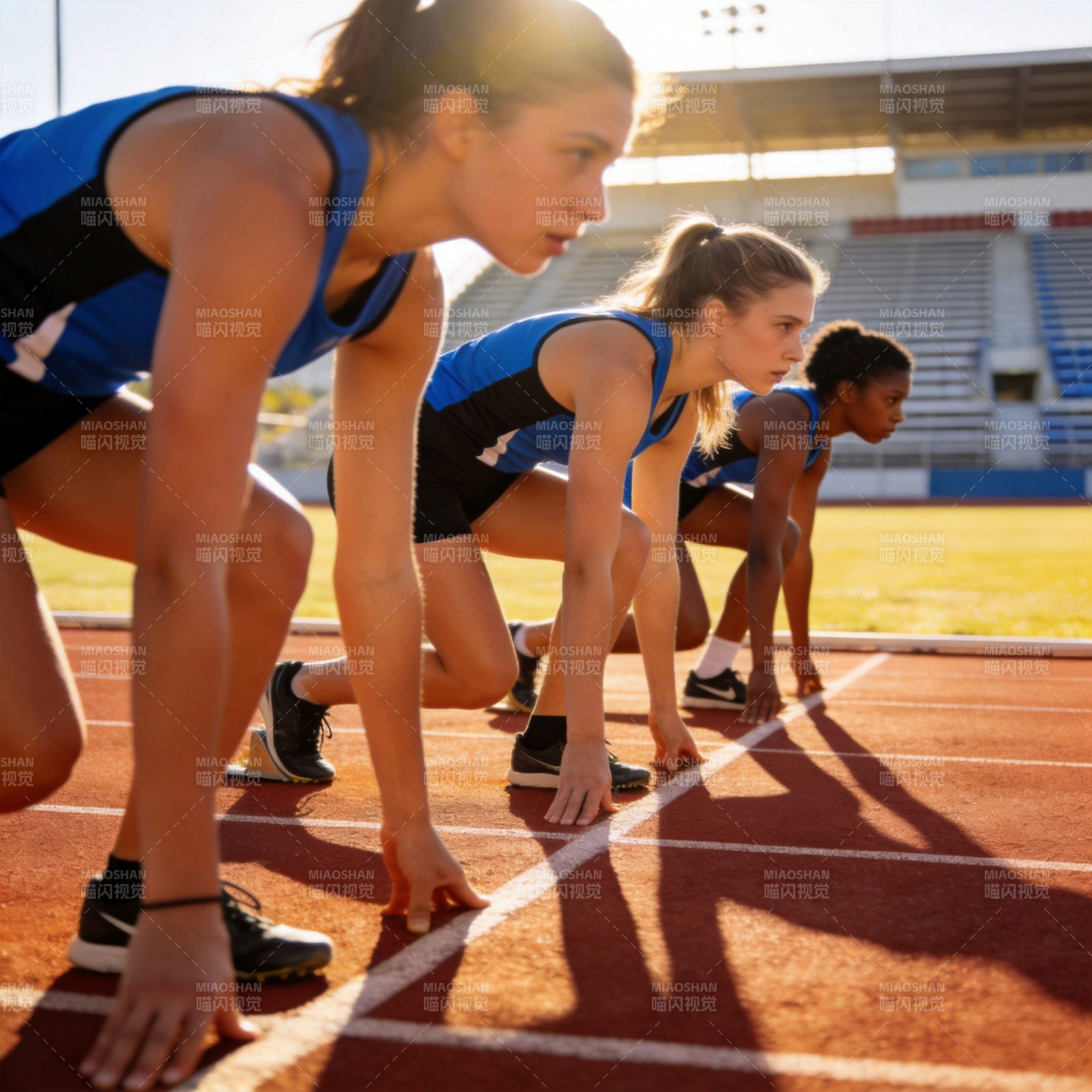 起跑线上的女飞人图片