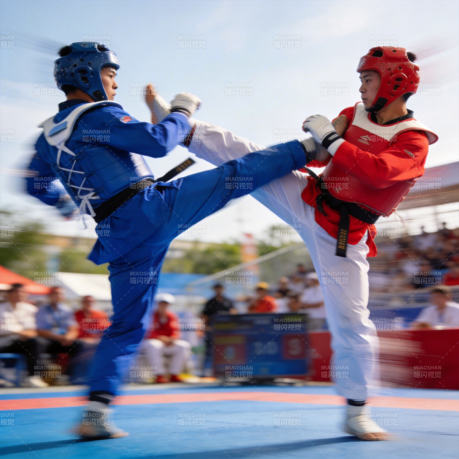 跆拳道对决瞬间图片