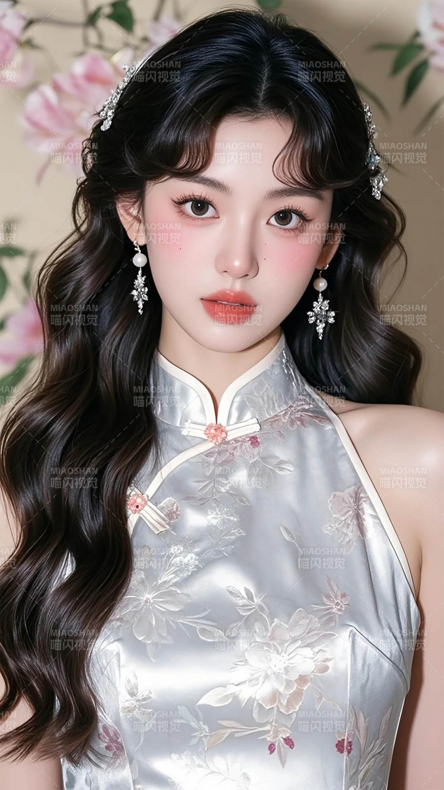 旗袍美人 优雅绽放图片