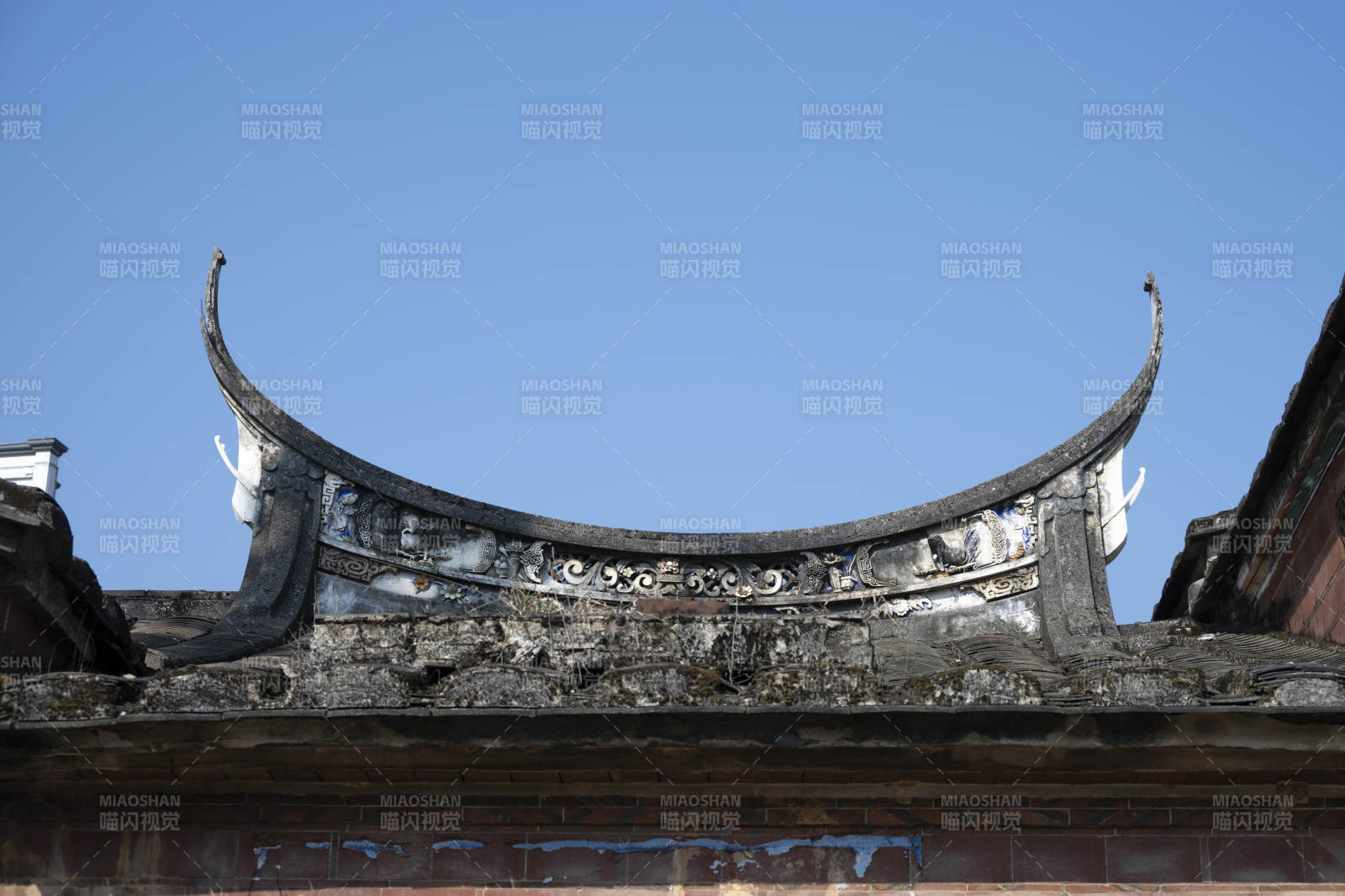 闽南古厝飞檐翘角图片