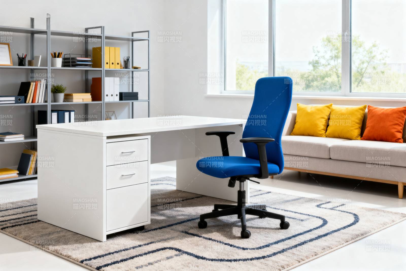 现代办公桌椅组合图片