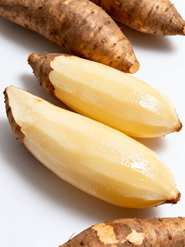 新鲜木薯特写图片