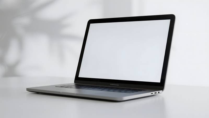 简约笔记本电脑图片