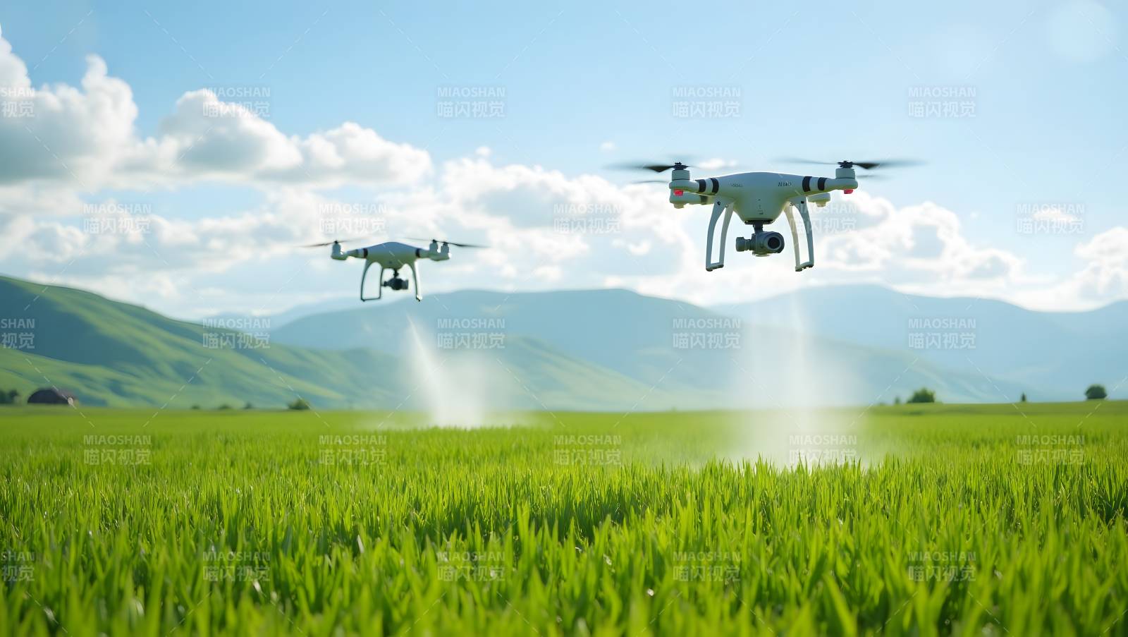 无人机农田喷洒图片
