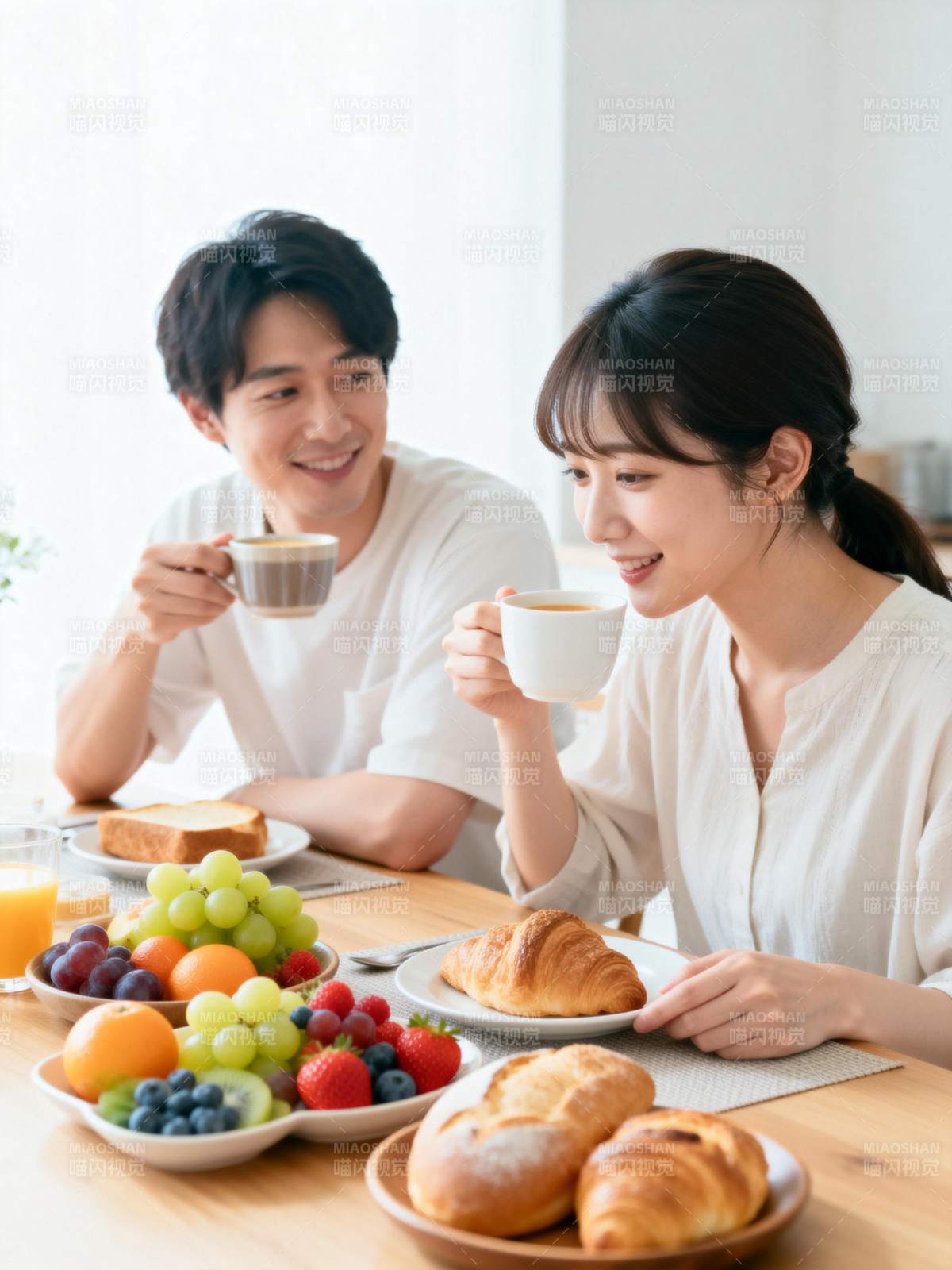 温馨早餐时光图片