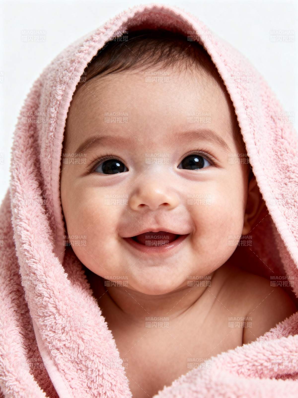 粉毯裹笑颜图片