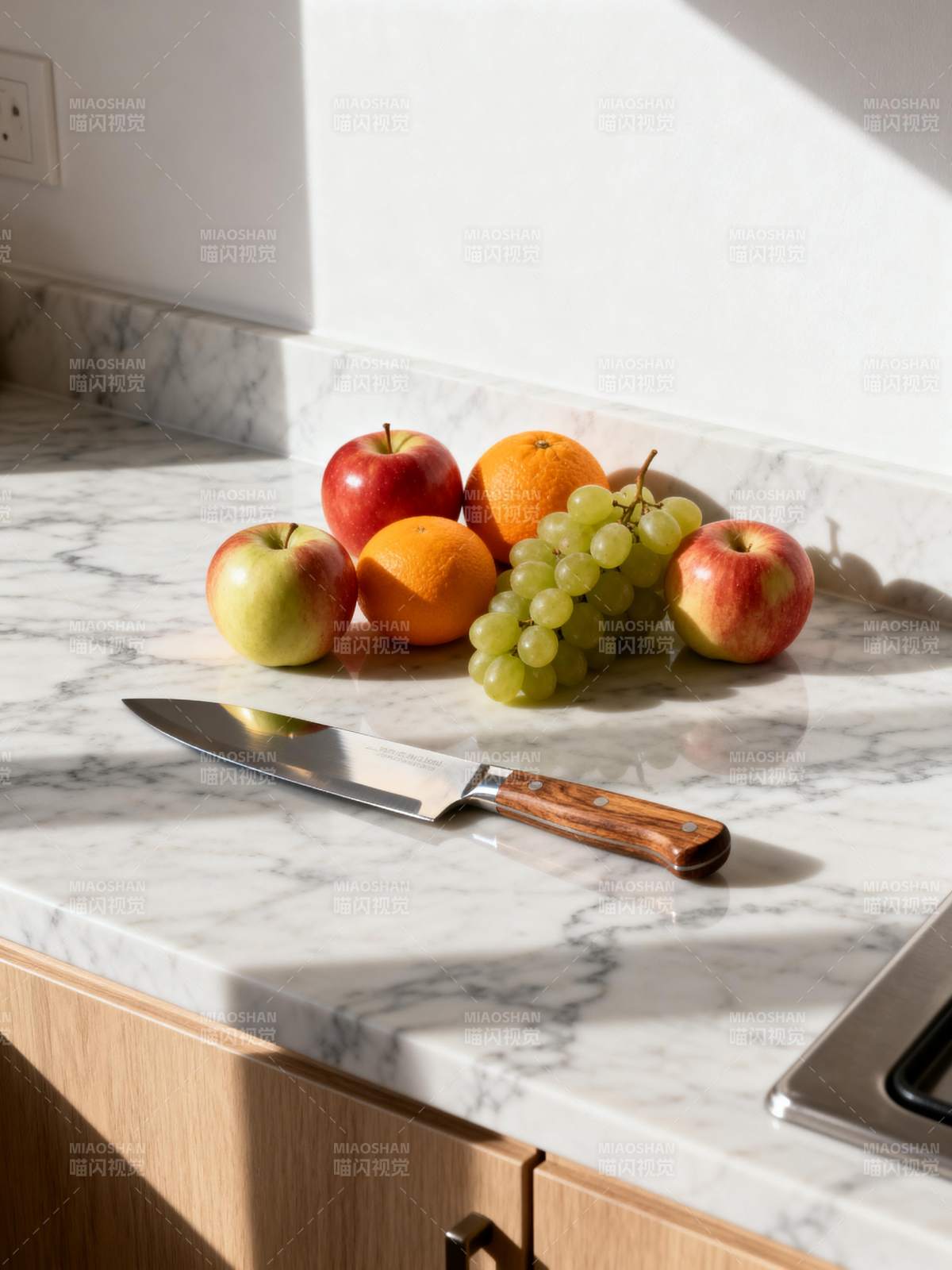 水果与刀具静物图片