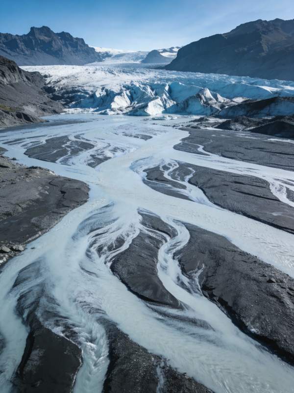 冰川蜿蜒如画图片