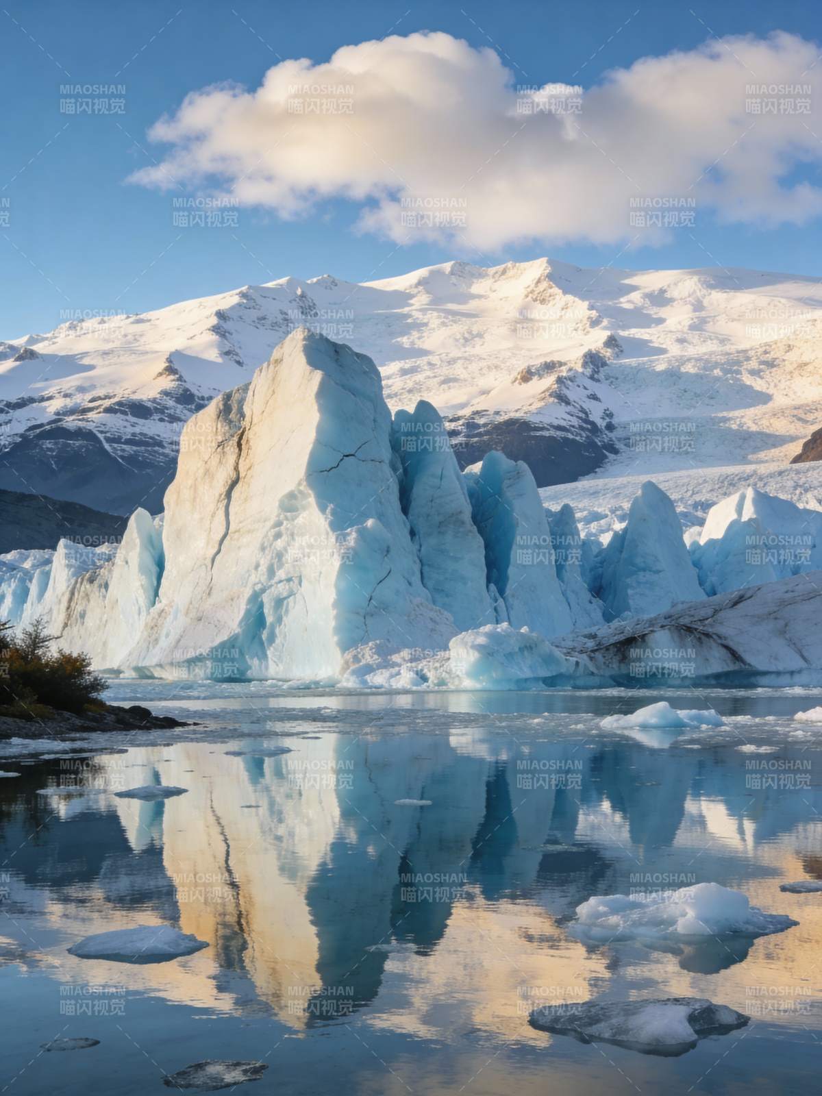 冰川倒影 雪山静谧图片