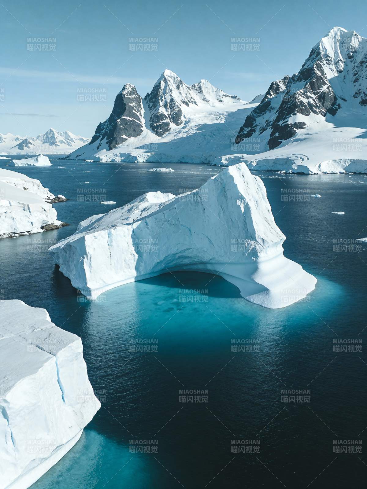 极地冰山奇景图片