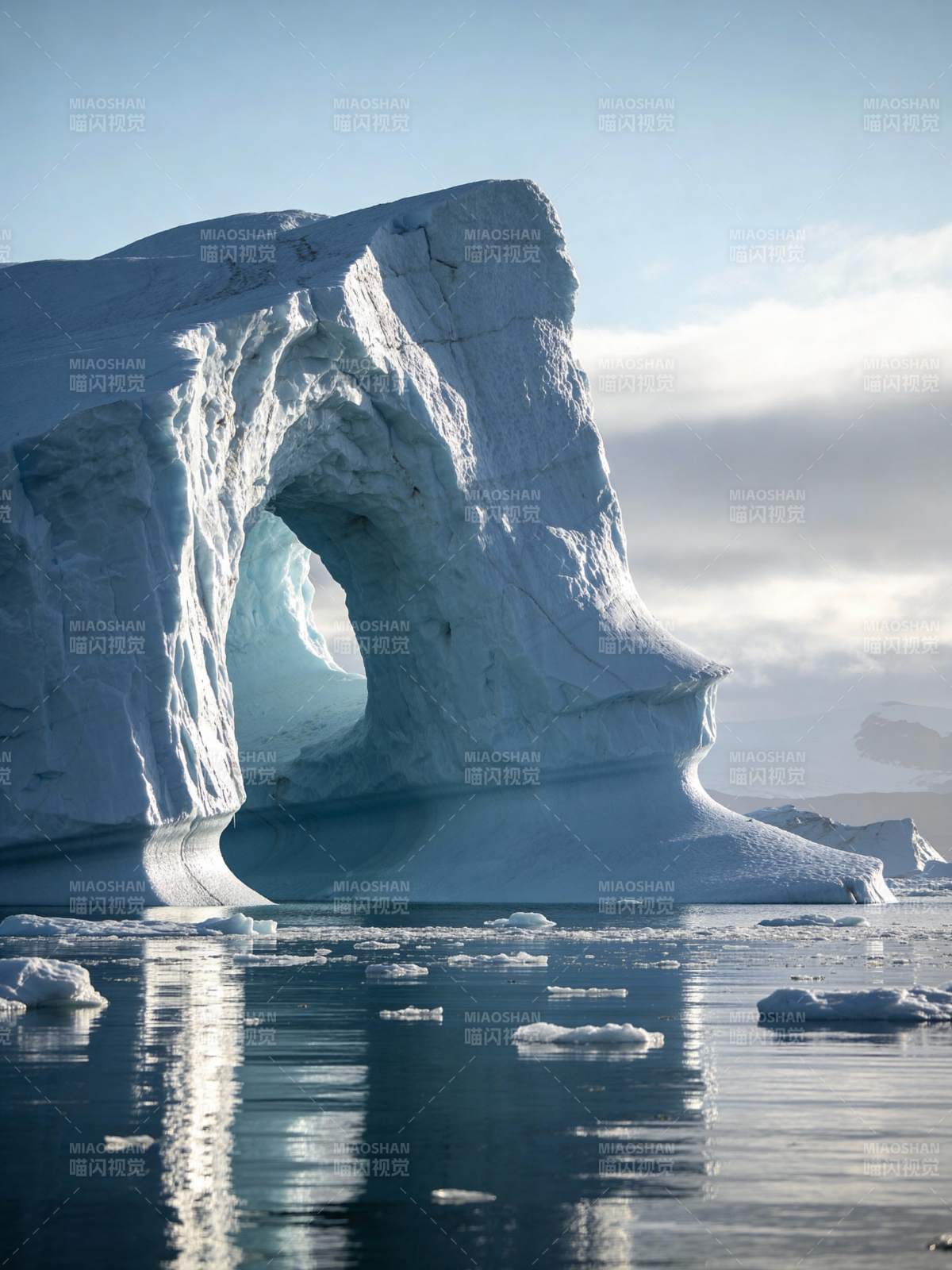 冰拱奇观图片