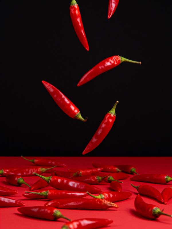 红椒飞舞图片