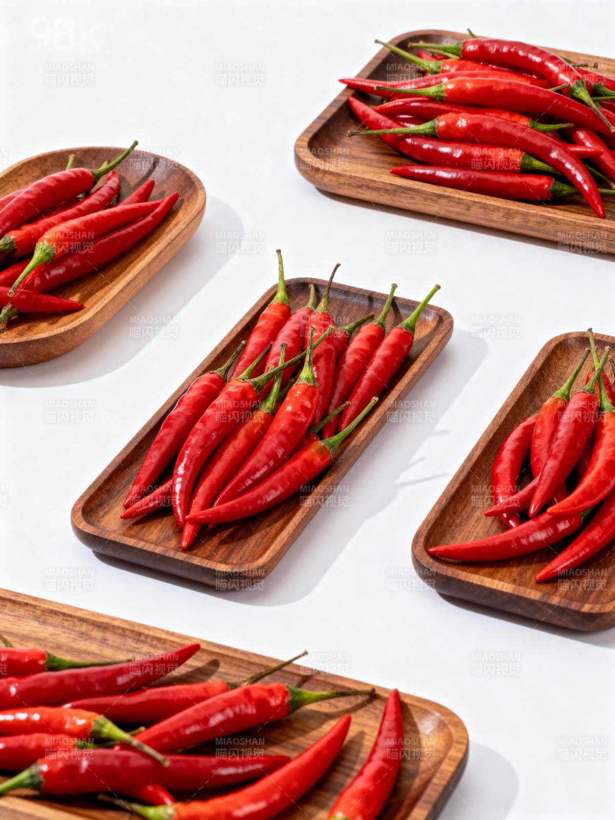 红椒摆盘图片