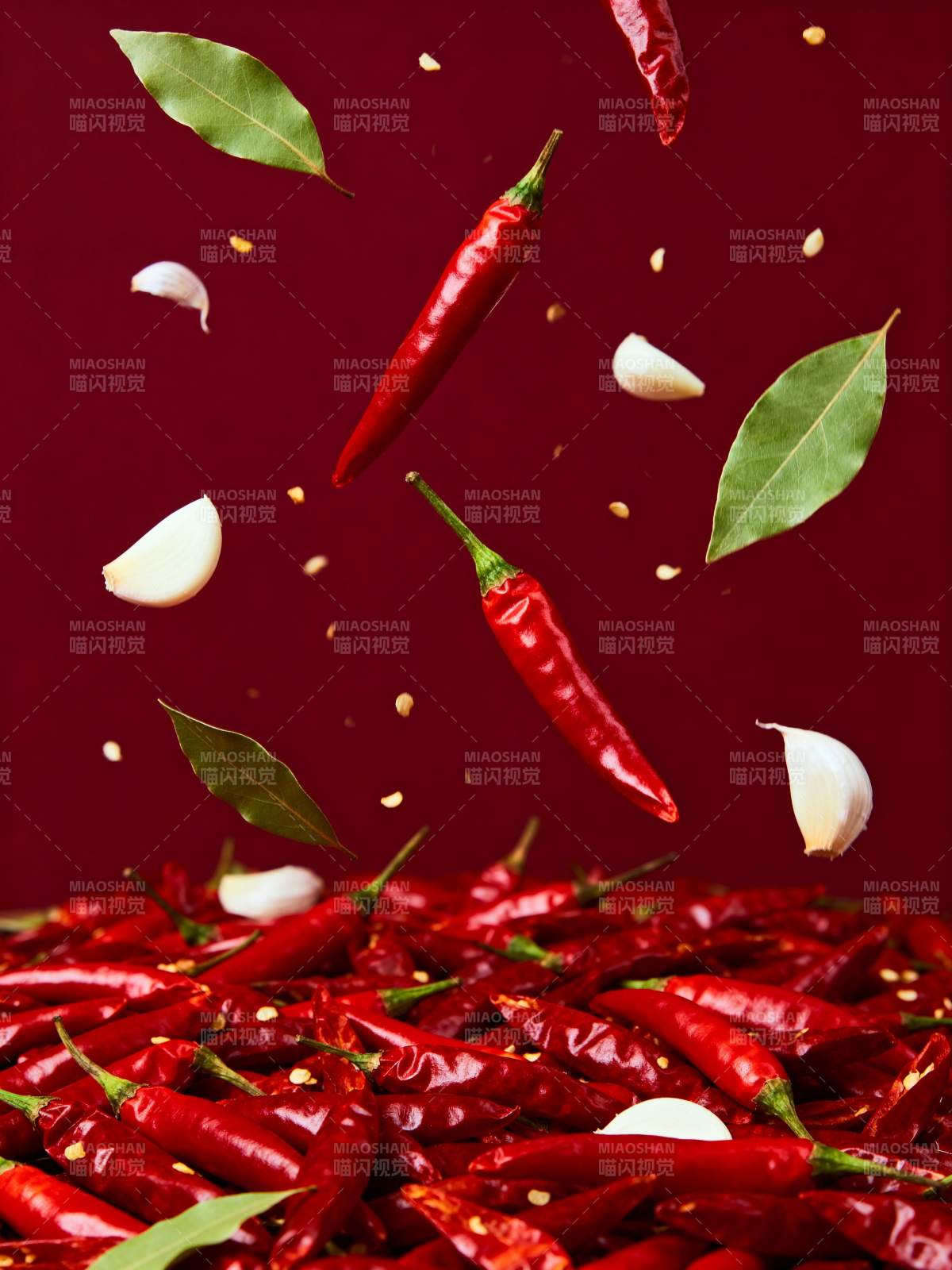 辣椒飞舞 香料飘香图片