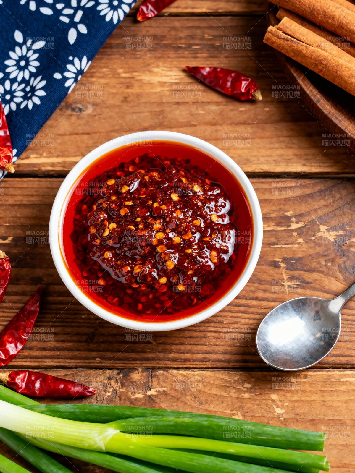 辣椒油配香料图片