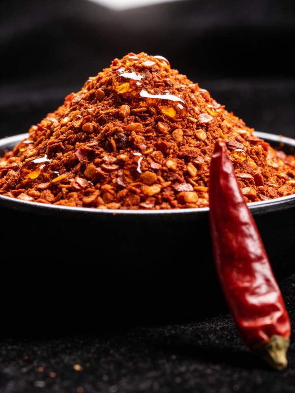 辣椒粉与红椒图片