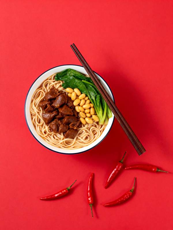 红椒牛肉面图片